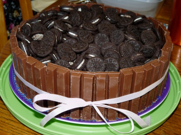 Tie a ribbon around the barrel and it's a Kit Kat Oreo Cake